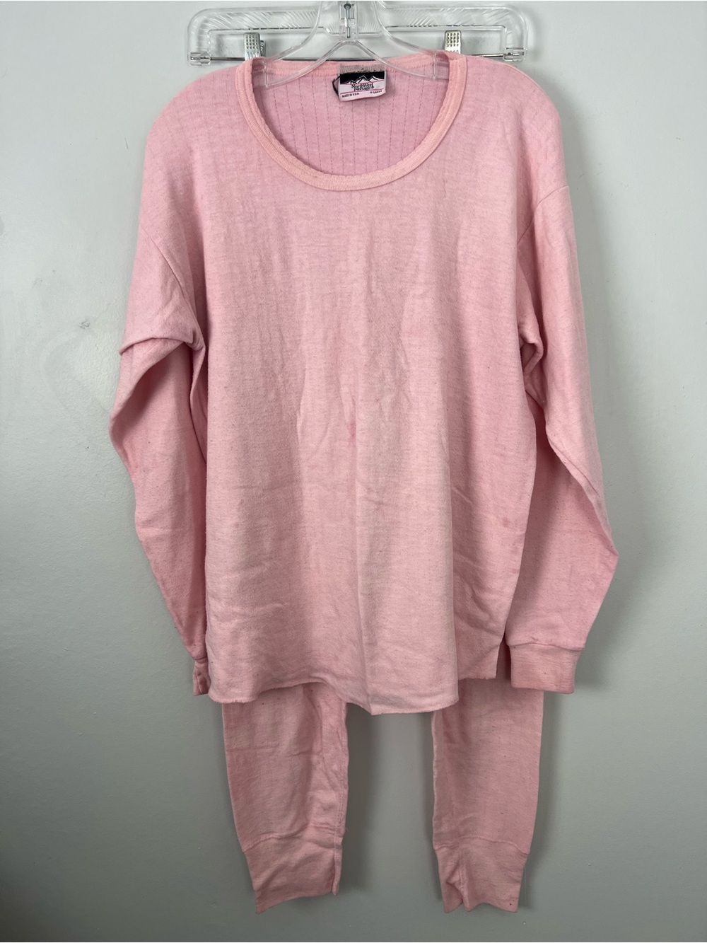 Northwest Passage Wool Blend Pink Thermal Set Long Sleeve Top Pants